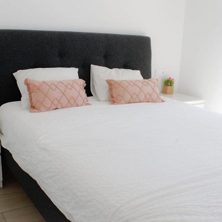 Beautiful Condo In Laguna Beach Resort Overlooking Laguna Rosa In Torrevieja With 2 Bedrooms And 2 Bathrooms Luaran gambar